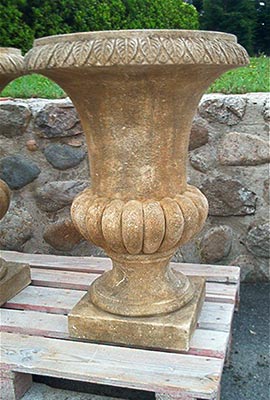 Grand pot de fleur en pierre style provençal...